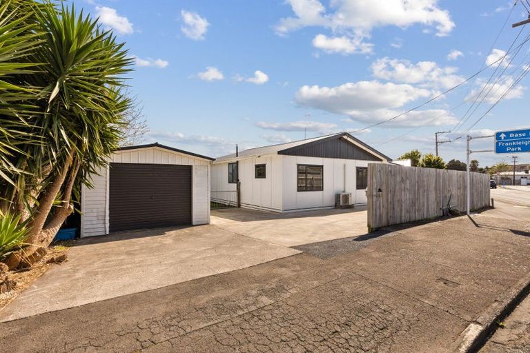 Photo of property in 168 Tukapa Street, Westown, New Plymouth, 4310