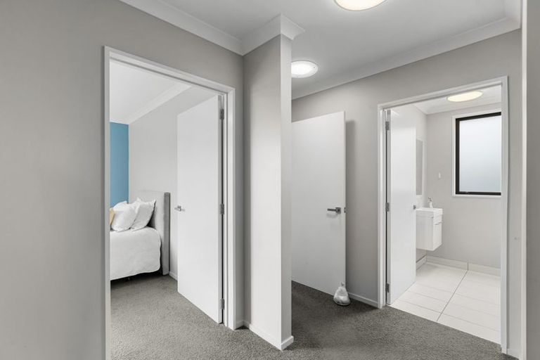 Photo of property in 48 The Runway, Wigram, Christchurch, 8042