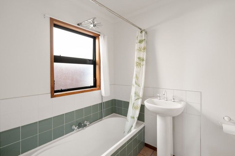 Photo of property in 16a Hartford Avenue, Papamoa Beach, Papamoa, 3118