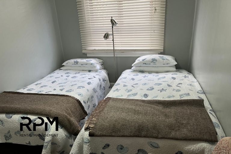Photo of property in 21 Gilbert Street, New Plymouth, 4310