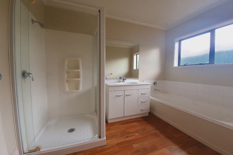 Photo of property in 13 Hooper Avenue, Pukekohe, 2120
