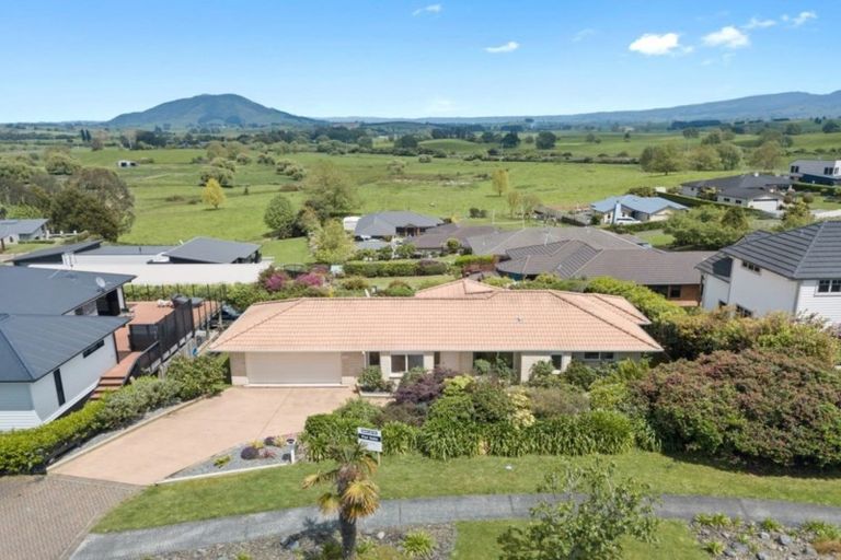 Photo of property in 211 Mountain View Drive, Te Awamutu, 3800
