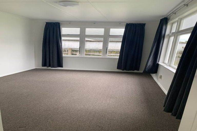 Photo of property in 52-52c Keith Street, Roslyn, Palmerston North, 4414