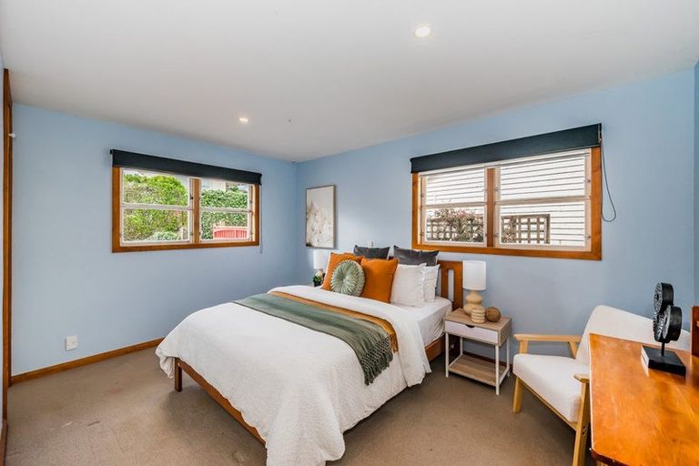 Photo of property in 1a Whareroa Road, Raumati South, Paraparaumu, 5032