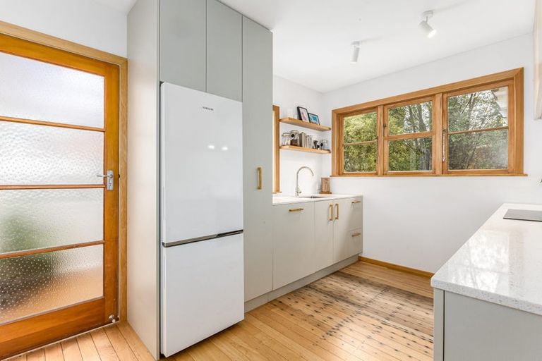 Photo of property in 8 Mangaroa Hill Road, Maoribank, Upper Hutt, 5018