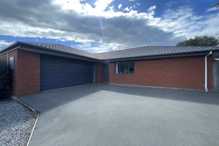 Photo of property in 1 Kydd Lane, Hornby, Christchurch, 8042