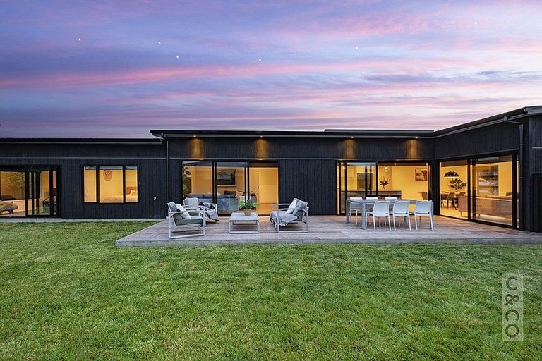 Photo of property in 19 Orchard Terrace, Riverhead, 0820