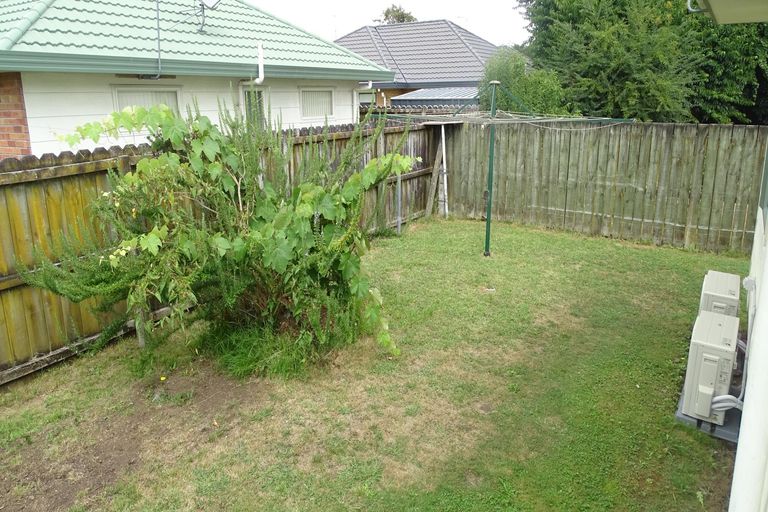 Photo of property in 27a Manuroa Road, Takanini, 2112