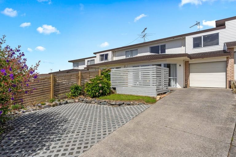 Photo of property in 130h Lakeside Drive, Orewa, 0931