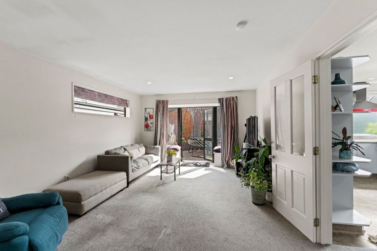 Photo of property in 96a Picton Avenue, Riccarton, Christchurch, 8011