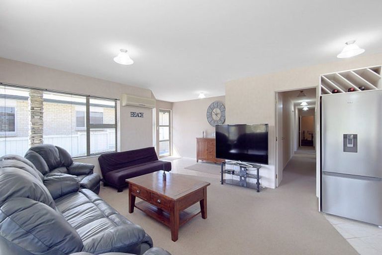 Photo of property in 131 Mayfair Avenue, Whangamata, 3620