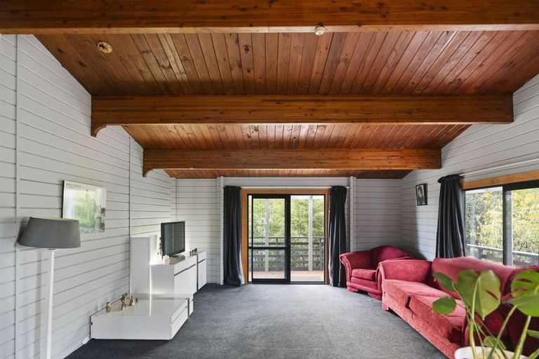 Photo of property in 12 Woodend Road, Woodend, 7610