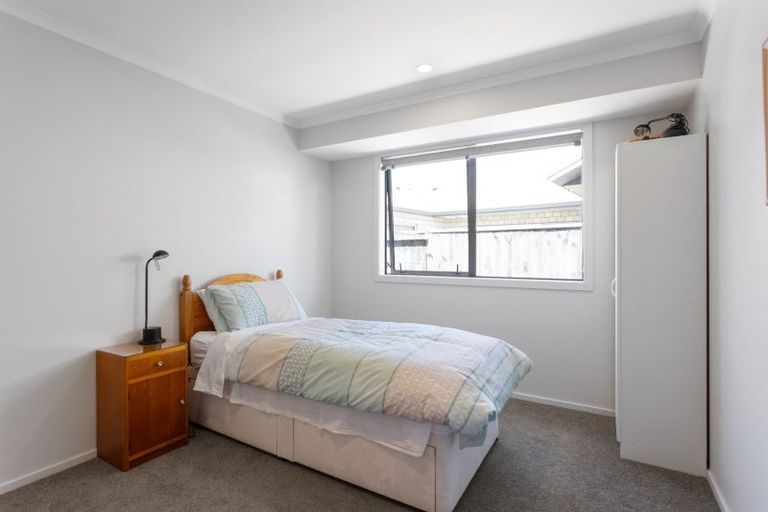 Photo of property in 8 Livingstone Drive, Papamoa Beach, Papamoa, 3118