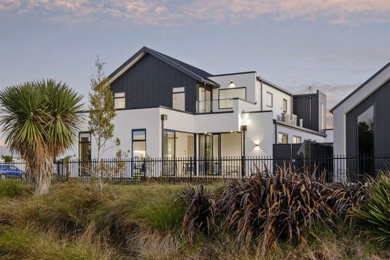 Photo of property in 23 Tulett Park Drive, Casebrook, Christchurch, 8051