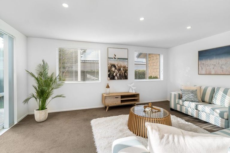 Photo of property in 48c Hatton Road, Orewa, 0931