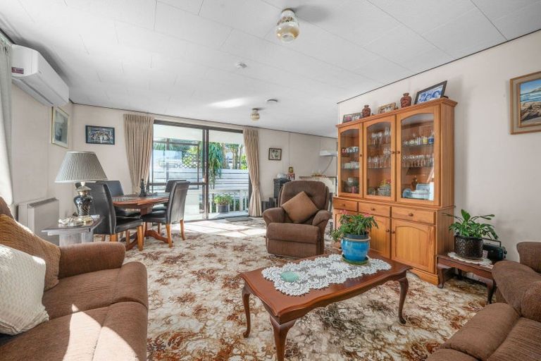 Photo of property in 1a Heath Street, St Andrews, Hamilton, 3200