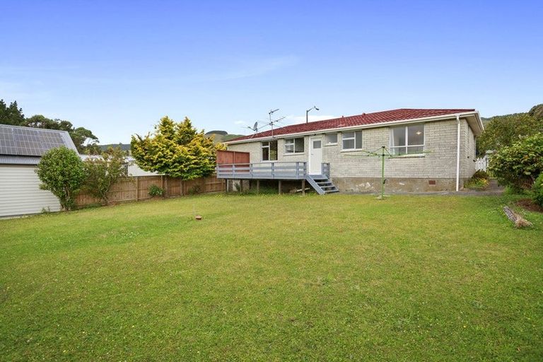 Photo of property in 90 Jamaica Drive, Grenada North, Wellington, 5028