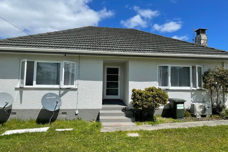Photo of property in 86 Nikau Street, New Lynn, Auckland, 0600