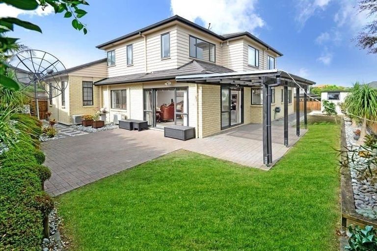 Photo of property in 4 Drumston Place, Flat Bush, Auckland, 2019