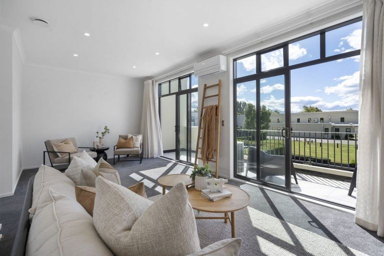 Photo of property in 38 Country Club Terrace, Northwood, Christchurch, 8051