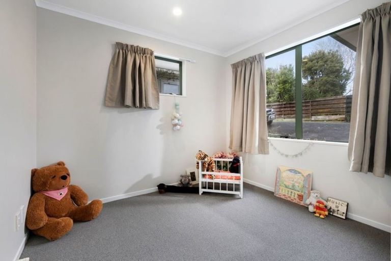 Photo of property in 40d James Laurie Street, Henderson, Auckland, 0612