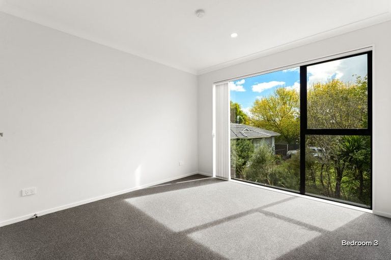 Photo of property in 13a Lipton Grove, Opaheke, Papakura, 2113