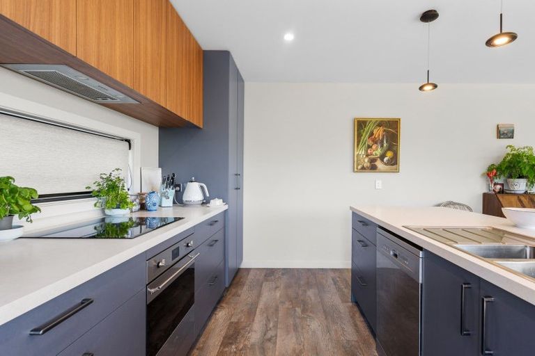 Photo of property in 30 Huntaway Close, Stoke, Nelson, 7011