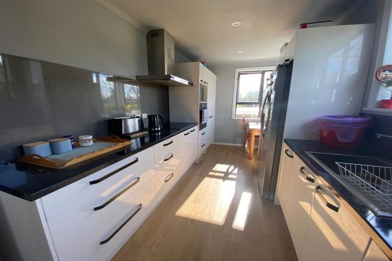 Photo of property in 28 Warwick Road, Stratford, 4332