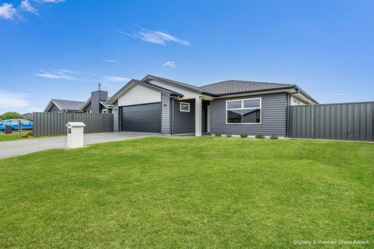 Photo of property in 22 Kaituna Place, Te Awa, Napier, 4110