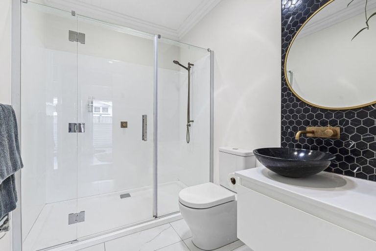 Photo of property in 33 Ballance Street, Lower Vogeltown, New Plymouth, 4310