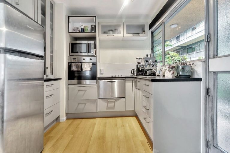 Photo of property in 1/181 Portage Road, New Lynn, Auckland, 0600