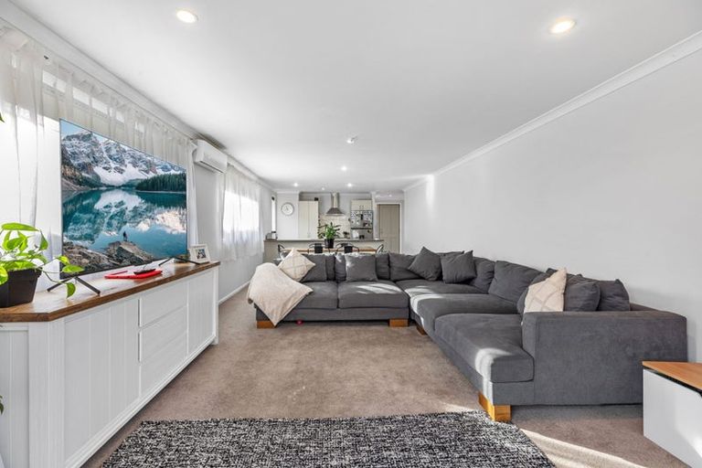 Photo of property in 6 Blossom Grove, Papamoa Beach, Papamoa, 3118