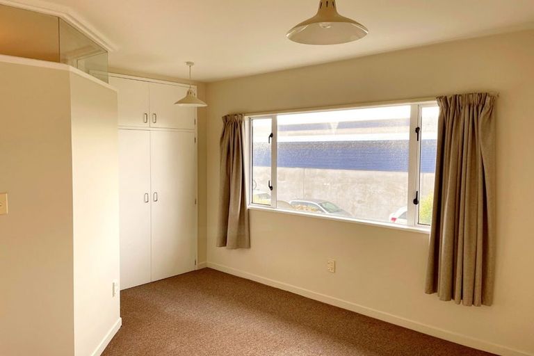 Photo of property in Burkedale Court, 8/105 Burke Street, Sydenham, Christchurch, 8023