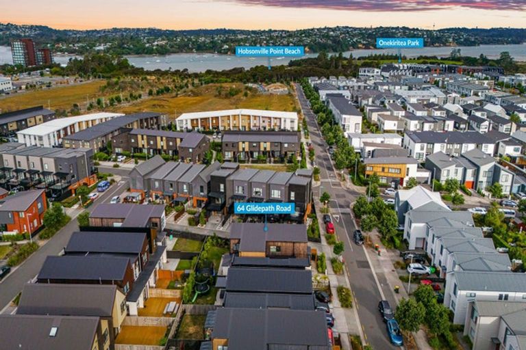 Photo of property in 64 Glidepath Road, Hobsonville, Auckland, 0616