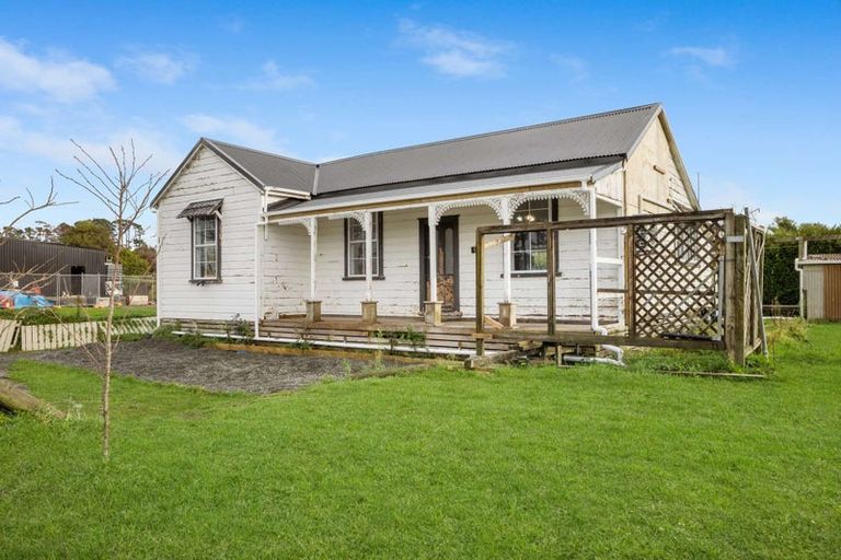 Photo of property in 2634 Mountain Road, Tariki, Stratford, 4394