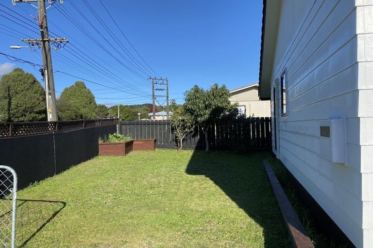 Photo of property in 3a Ruahine Street, Paraparaumu, 5032