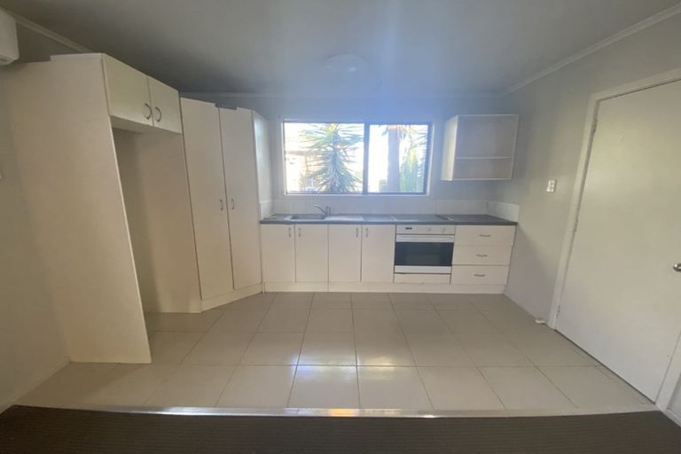 Photo of property in 105 Hall Avenue, Favona, Auckland, 2024