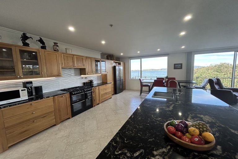 Photo of property in 2/51 Dive Crescent, Tauranga, 3110