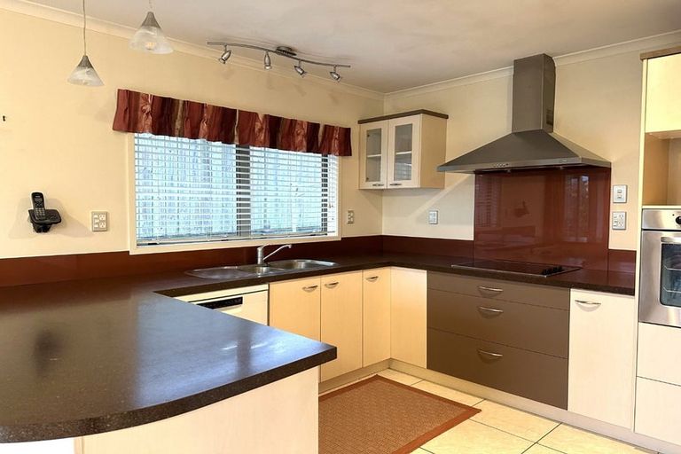 Photo of property in 13a Chevron Drive, Bellevue, Tauranga, 3110