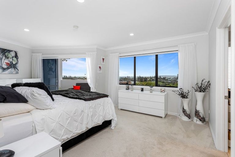 Photo of property in 49 The Ritz, Orewa, 0931