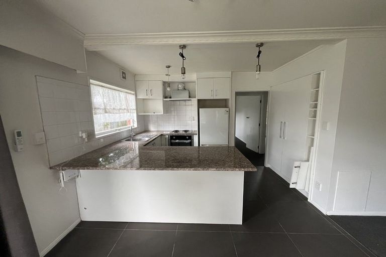 Photo of property in 1/66 Beach Road, Pahurehure, Papakura, 2113