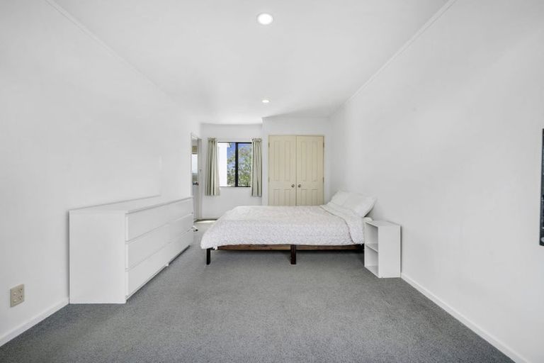 Photo of property in 9 Butia Avenue, Henderson, Auckland, 0612