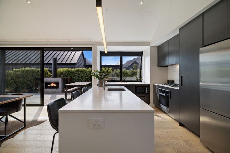 Photo of property in 15 Mckenzies Shute, Jacks Point, Queenstown, 9371