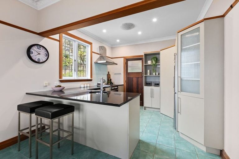 Photo of property in 124 Te Anau Road, Hataitai, Wellington, 6021