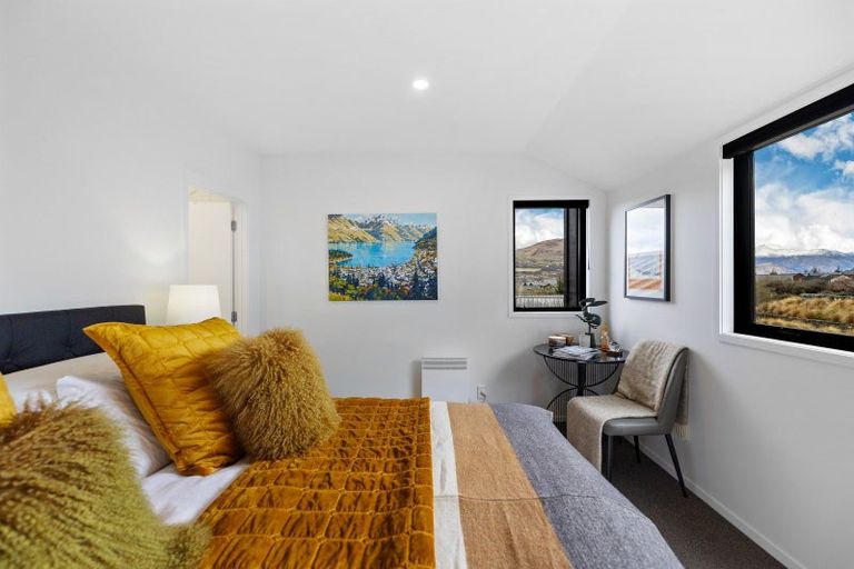 Photo of property in 3a Rannoch Drive, Jacks Point, Queenstown, 9371