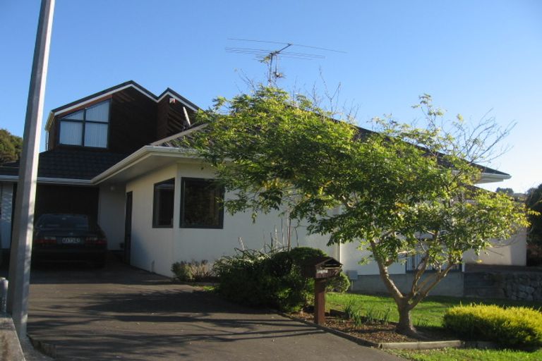 Photo of property in 2 Pilot Lane, Whitby, Porirua, 5024