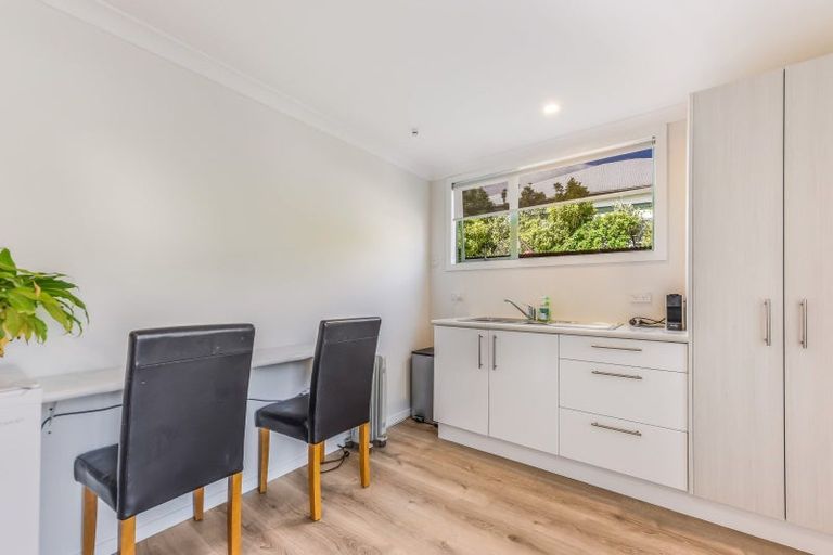 Photo of property in 8 Victoria Close, Picton, 7220