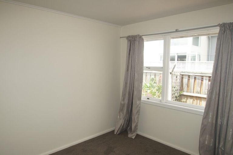 Photo of property in 2/1012 Colombo Street, St Albans, Christchurch, 8014