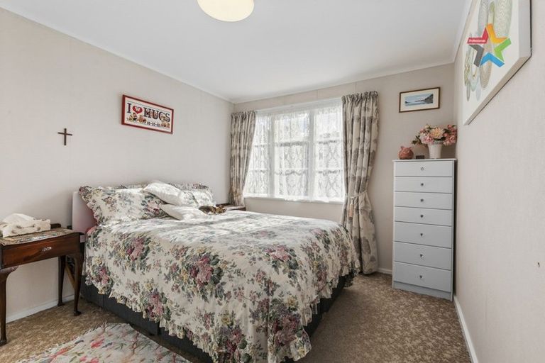 Photo of property in 1/114 Kowhai Street, Naenae, Lower Hutt, 5011