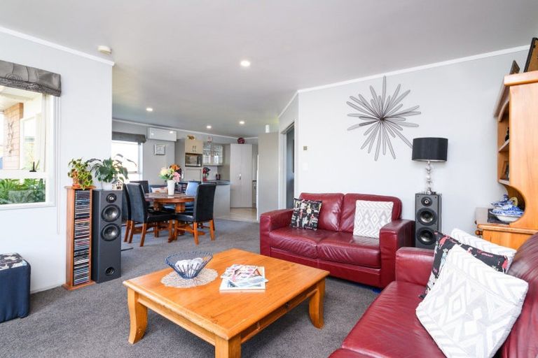 Photo of property in 101 Peter Hall Drive, Kelvin Grove, Palmerston North, 4414